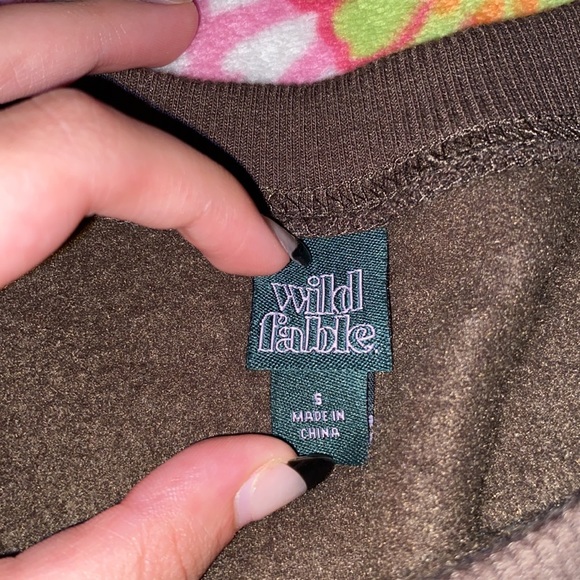 WILD FABLE CREWNECK - Picture 4 of 4